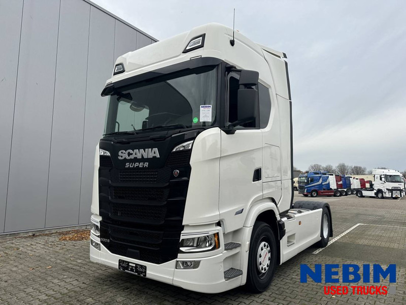 Scania S500 - 168.049km - RETARDER - SMART TACHO 2 - STAND KLIMA - Tracteur routier: photos 1 Scania S500 - 168.049km - RETARDER - SMART TACHO 2 - STAND KLIMA - Tracteur routier: photos 1