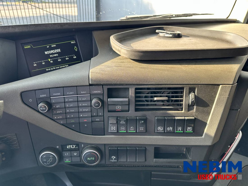 Volvo FH500 6x4 - RETARDER - HUB REDUCTION - BOUGIE LIFT - Camion ampliroll: photos 4 Volvo FH500 6x4 - RETARDER - HUB REDUCTION - BOUGIE LIFT - Camion ampliroll: photos 4