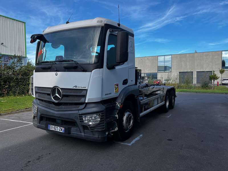 Mercedes-Benz Actros 2543 - Camion ampliroll: photos 2 Mercedes-Benz Actros 2543 - Camion ampliroll: photos 2