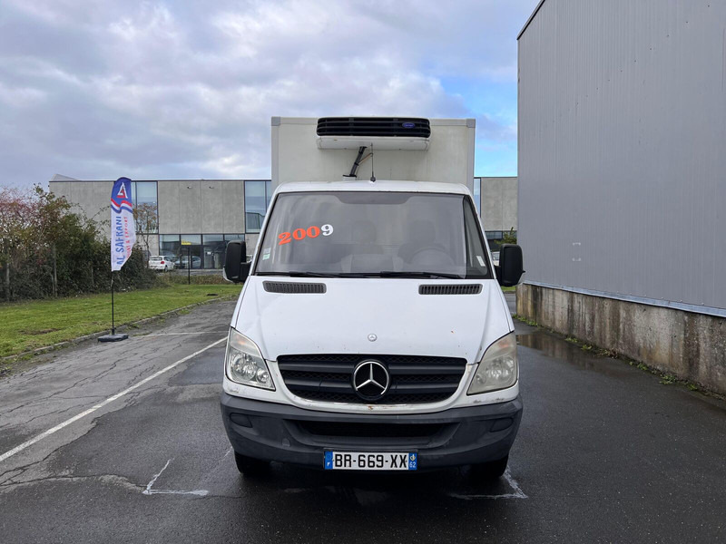 Mercedes-Benz Sprinter - Utilitaire frigorifique: photos 2 Mercedes-Benz Sprinter - Utilitaire frigorifique: photos 2
