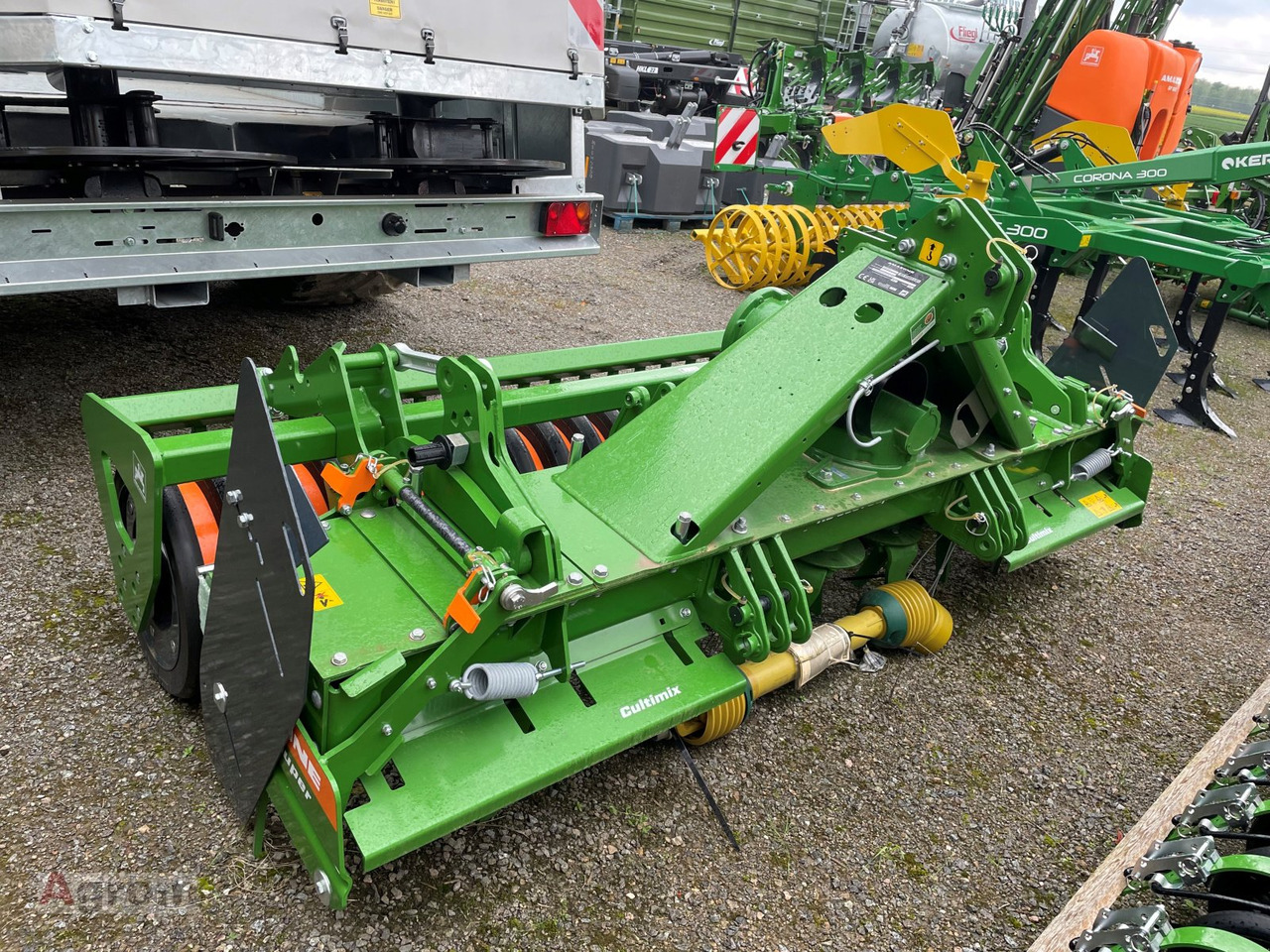 Amazone KG 3001 Spezial Cultimix - Herse rotative: photos 5 Amazone KG 3001 Spezial Cultimix - Herse rotative: photos 5
