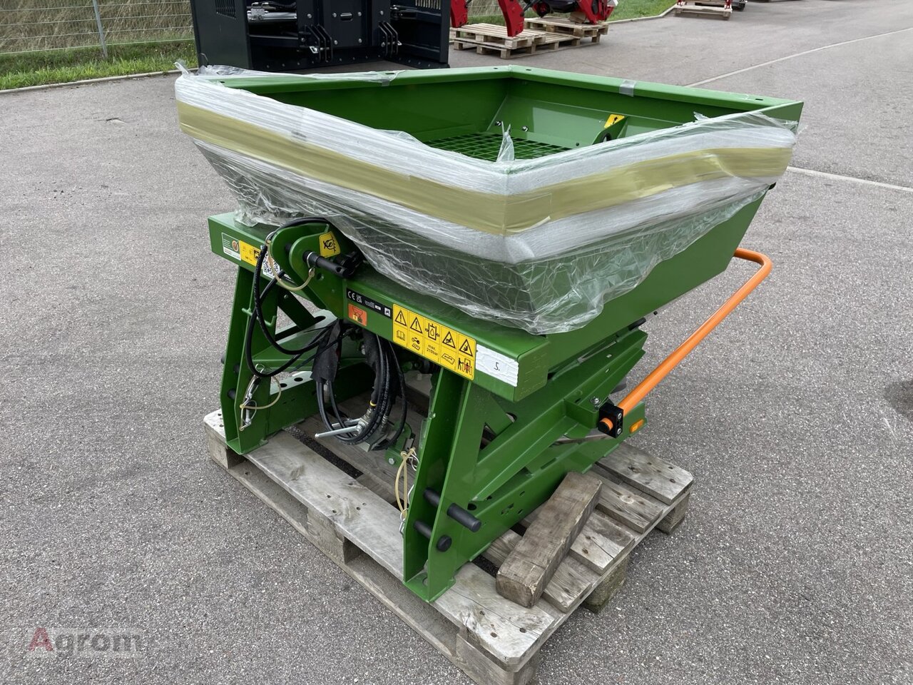 Amazone ZA-XW 503 - Distributeur d'engrais: photos 4 Amazone ZA-XW 503 - Distributeur d'engrais: photos 4