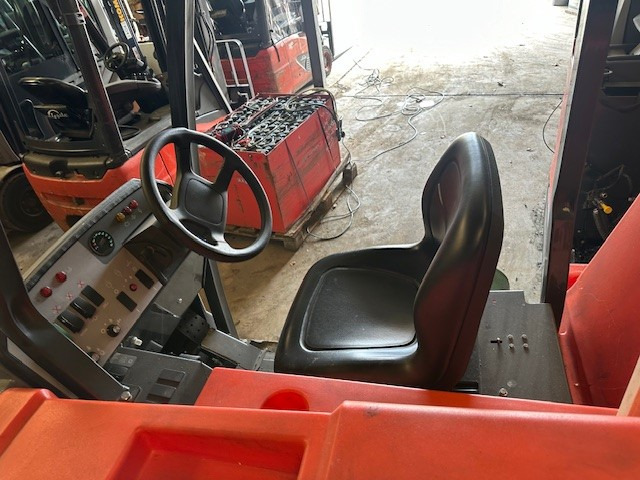 Balayeuse industrielle hako powerboss PB-45-LPUK Naitilus: photos 6