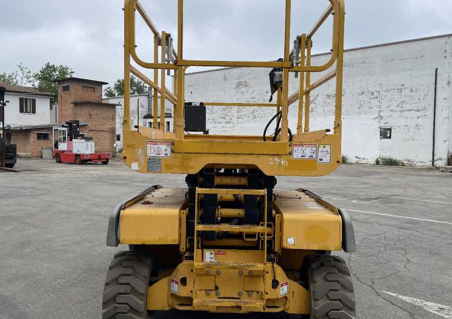 HAULOTTE COMPACT 12 RTE Batterie NUOVE - Nacelle ciseaux: photos 3 HAULOTTE COMPACT 12 RTE Batterie NUOVE - Nacelle ciseaux: photos 3