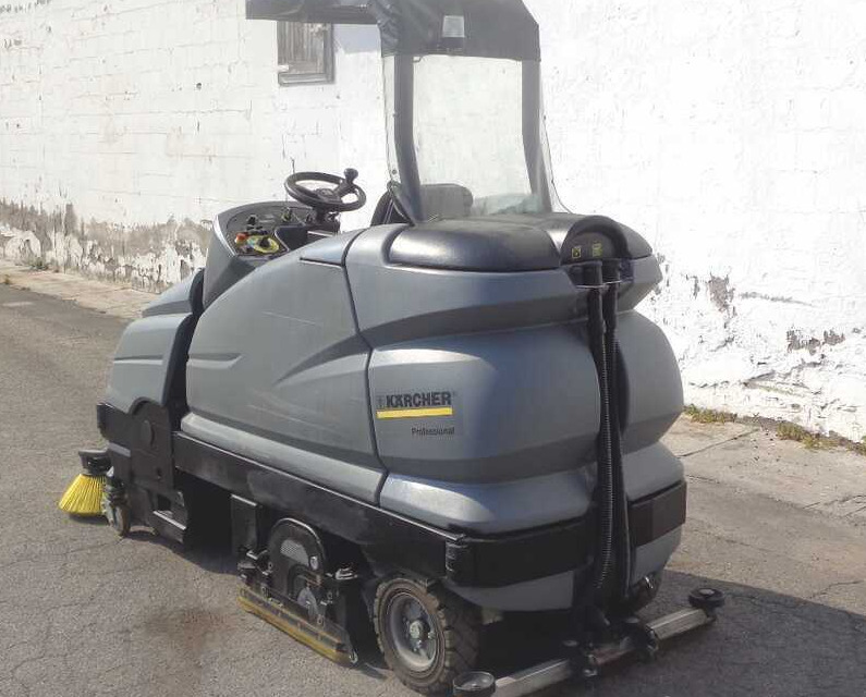Kärcher B 250 R I + R 120 - Autolaveuse: photos 2 Kärcher B 250 R I + R 120 - Autolaveuse: photos 2