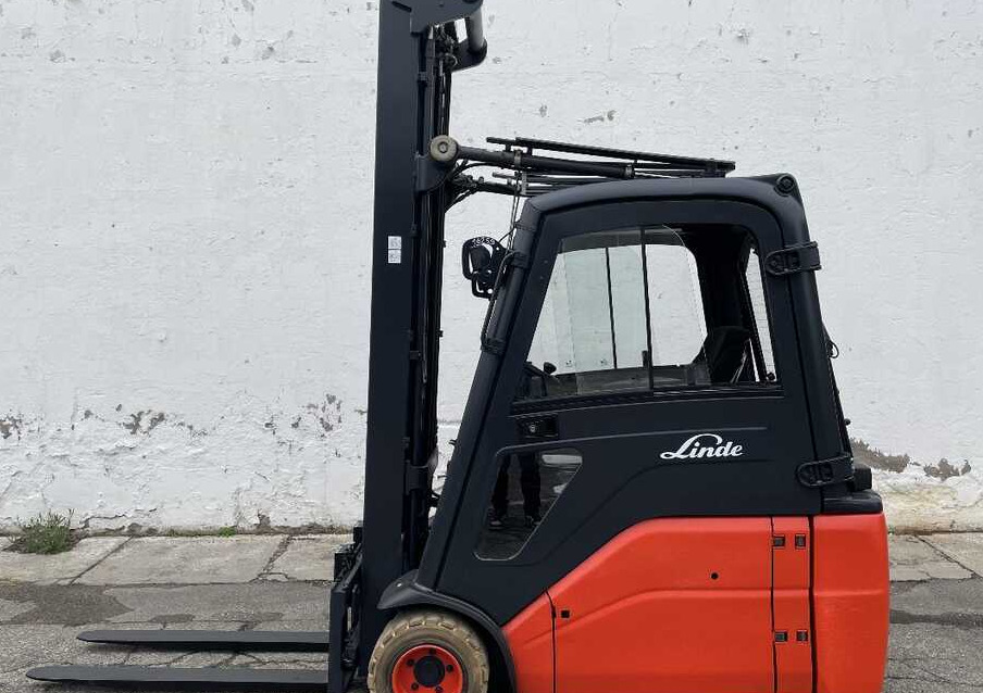 Linde E 18 L-01/386 (batt. NUOVA) - Chariot élévateur électrique: photos 2 Linde E 18 L-01/386 (batt. NUOVA) - Chariot élévateur électrique: photos 2