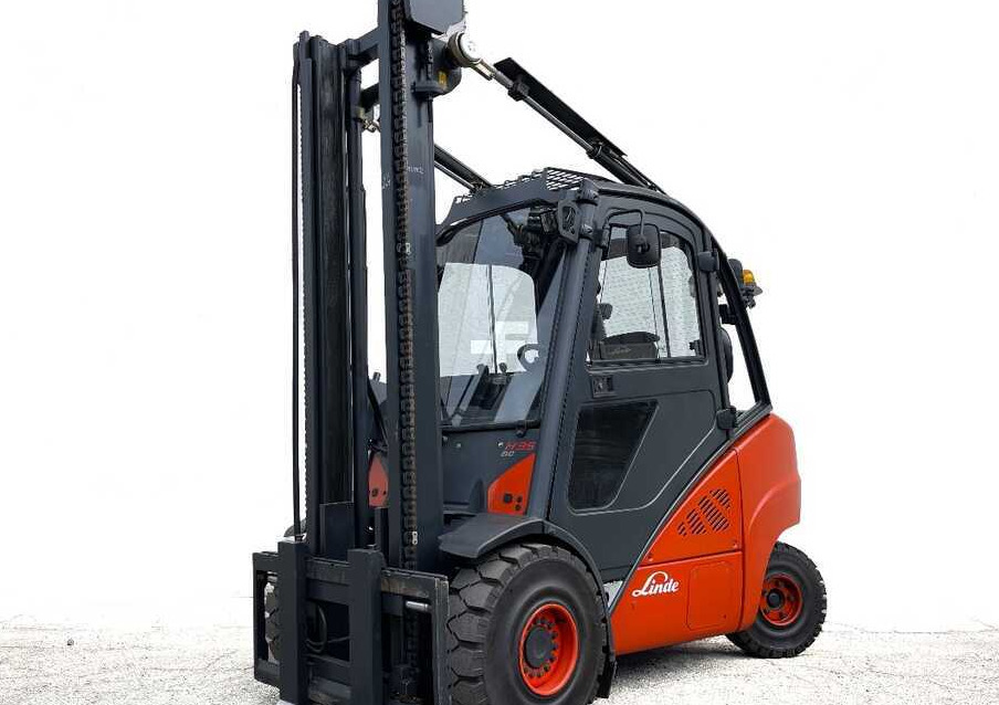 Linde H 35 D-02/393 - Chariot élévateur diesel: photos 1 Linde H 35 D-02/393 - Chariot élévateur diesel: photos 1