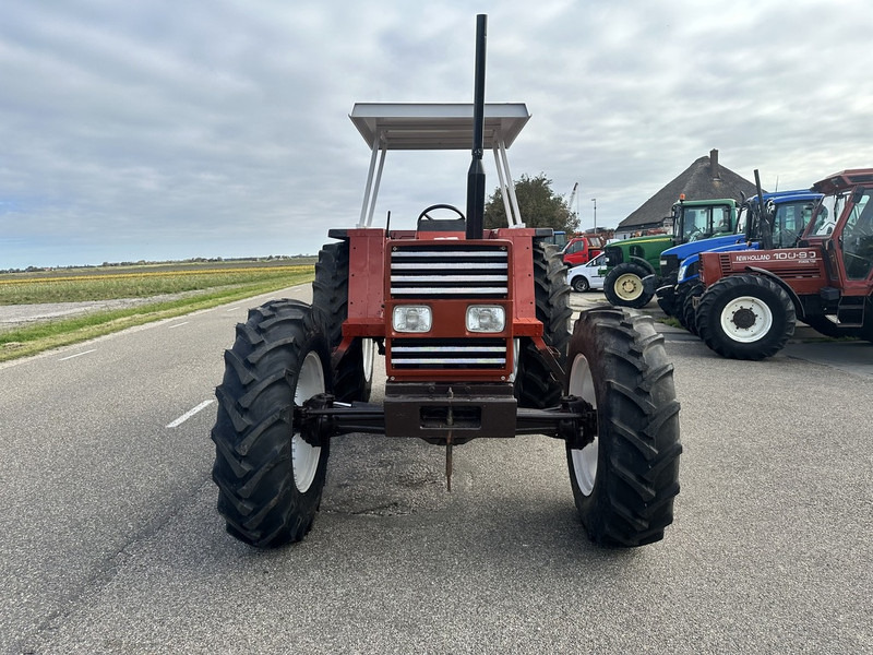 Fiat 100-90 DT - Tracteur agricole: photos 2 Fiat 100-90 DT - Tracteur agricole: photos 2