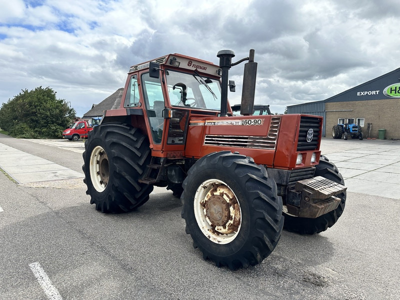 Fiat 160-90 DT - Tracteur agricole: photos 3 Fiat 160-90 DT - Tracteur agricole: photos 3