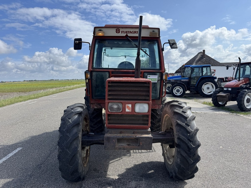 Fiat 70-90 DT - Tracteur agricole: photos 2 Fiat 70-90 DT - Tracteur agricole: photos 2