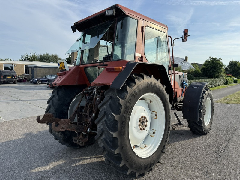 Tracteur agricole Fiat F100: photos 9