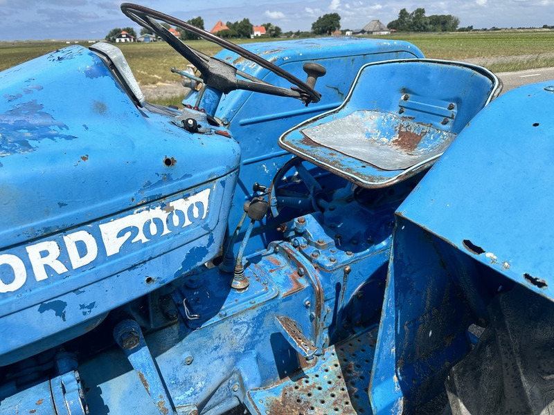 Ford 2000 - Tracteur agricole: photos 4 Ford 2000 - Tracteur agricole: photos 4