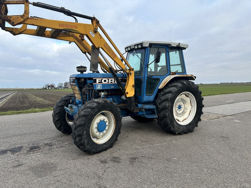 Ford 8210 - Tracteur agricole: photos 1 Ford 8210 - Tracteur agricole: photos 1