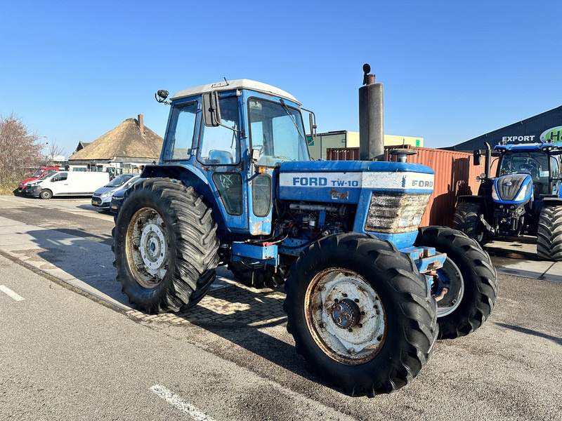 Ford TW-10 - Tracteur agricole: photos 3 Ford TW-10 - Tracteur agricole: photos 3