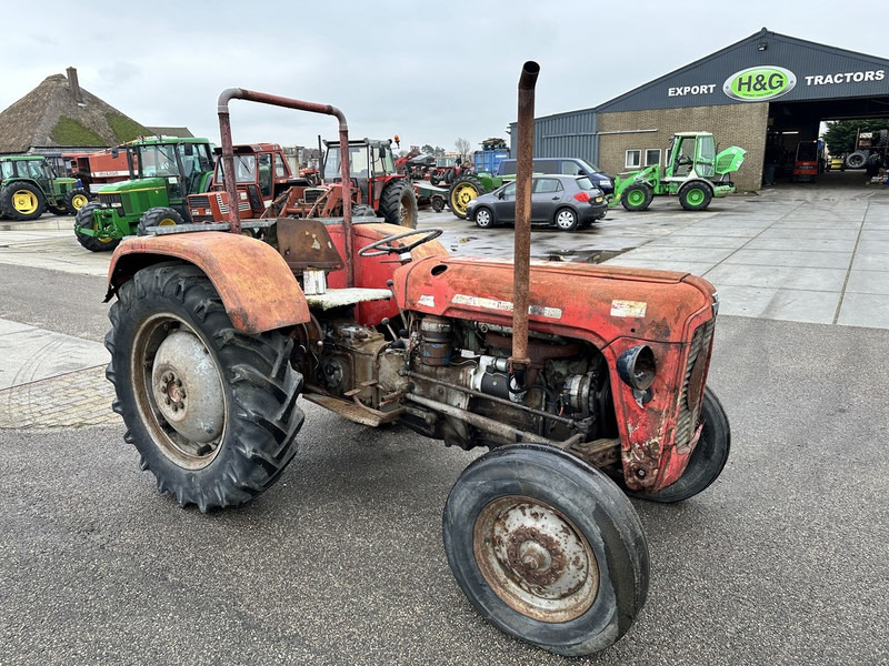 Massey Ferguson 35 - Tracteur agricole: photos 3 Massey Ferguson 35 - Tracteur agricole: photos 3