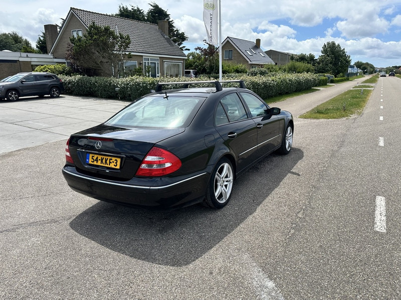Voiture Mercedes-Benz E-Klasse 240: photos 14