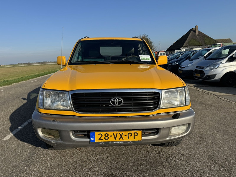 Toyota Land Cruiser - Voiture: photos 2 Toyota Land Cruiser - Voiture: photos 2