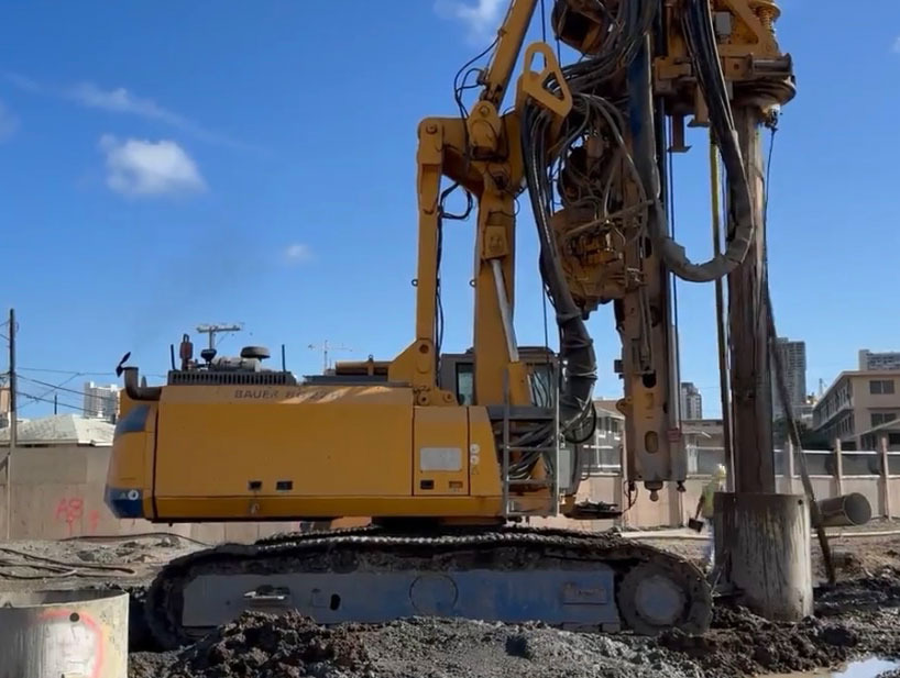 Bauer BG 22H - Mât de battage: photos 3 Bauer BG 22H - Mât de battage: photos 3