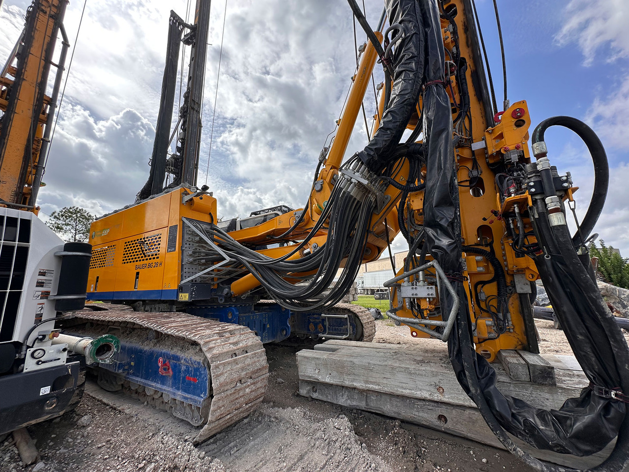 Bauer BG 28H - Mât de battage: photos 5 Bauer BG 28H - Mât de battage: photos 5