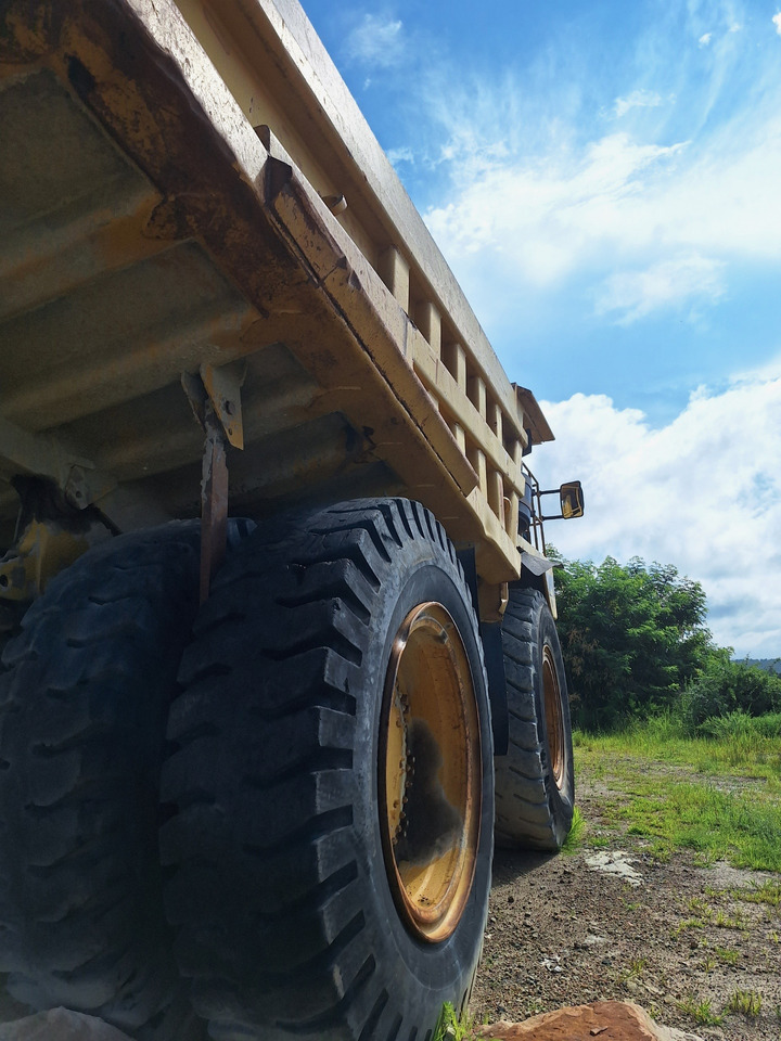 Caterpillar 777C - Tombereau: photos 5 Caterpillar 777C - Tombereau: photos 5