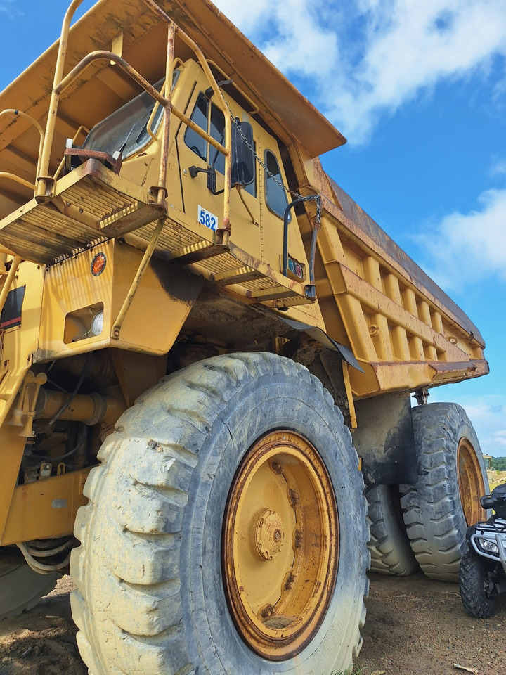 Caterpillar 777C - Tombereau: photos 2 Caterpillar 777C - Tombereau: photos 2