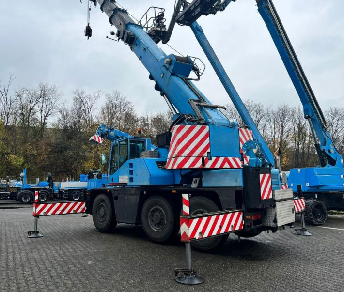 Demag AC 40 City - Grue mobile: photos 3 Demag AC 40 City - Grue mobile: photos 3