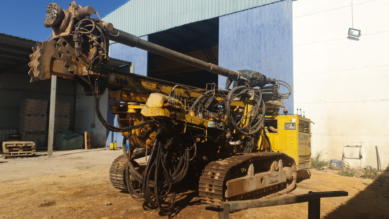 Klemm KR 806-2 - Foreuse: photos 1 Klemm KR 806-2 - Foreuse: photos 1