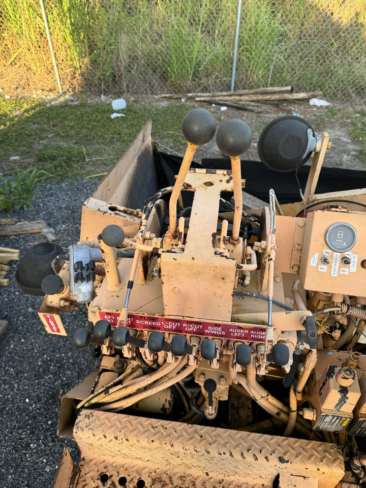 Finisseur Leeboy 8000: photos 6