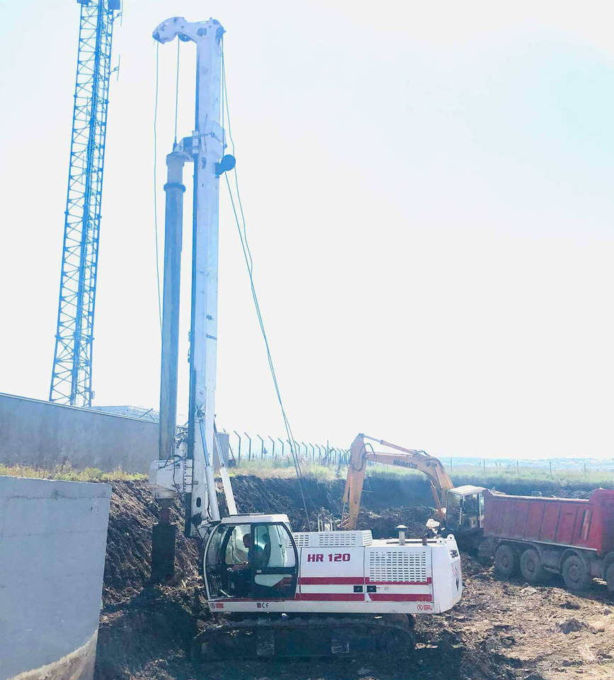 MAIT HR120 - Mât de battage: photos 4 MAIT HR120 - Mât de battage: photos 4