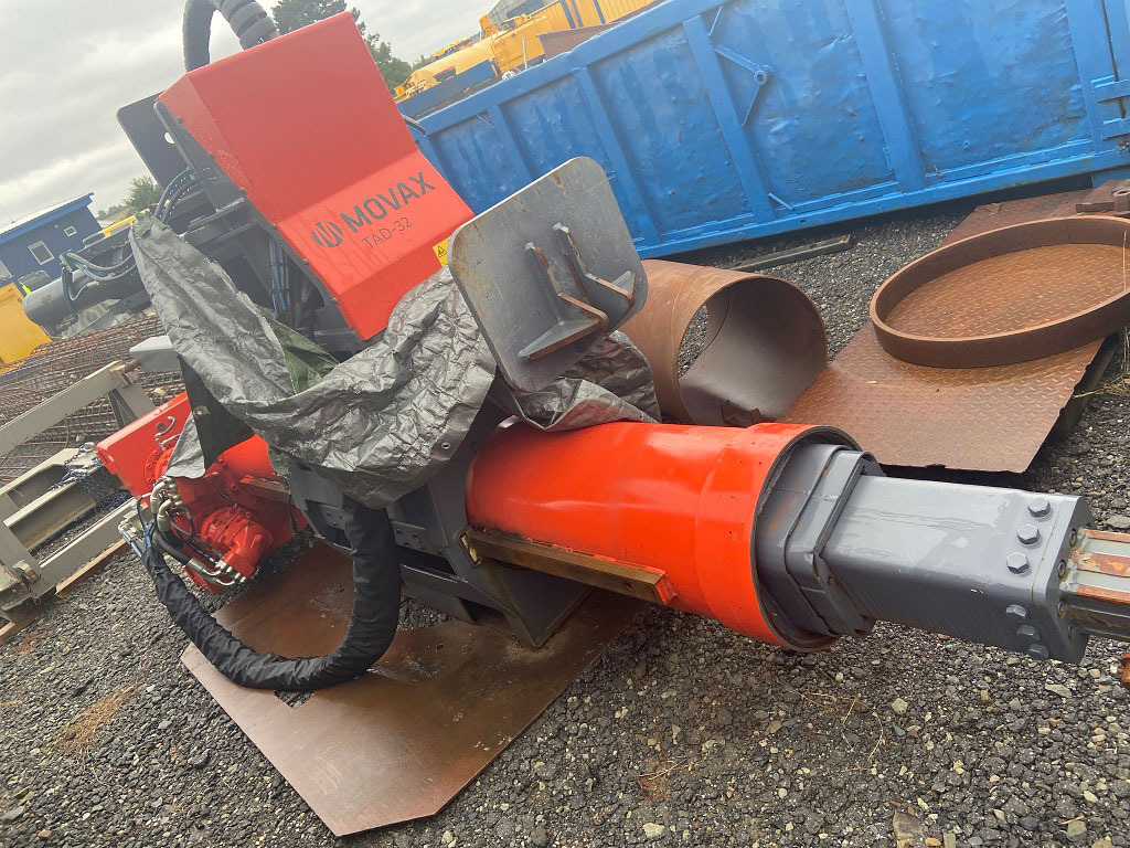 Movax TAD-32 - Mât de battage: photos 3 Movax TAD-32 - Mât de battage: photos 3