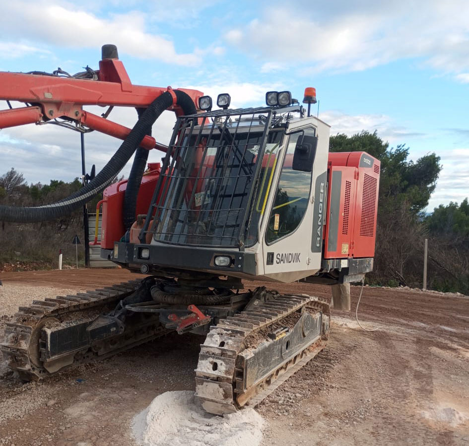 Sandvik DX800 - Foreuse: photos 4 Sandvik DX800 - Foreuse: photos 4