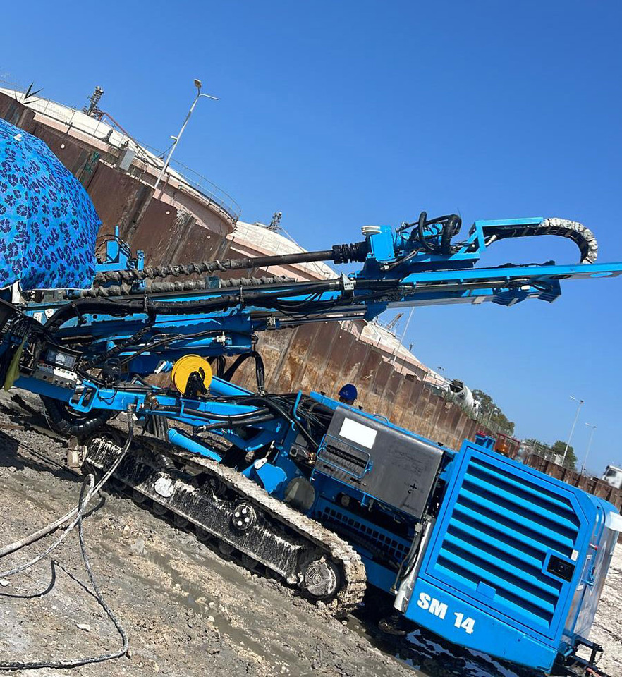 Soilmec SM-14 - Foreuse: photos 1 Soilmec SM-14 - Foreuse: photos 1