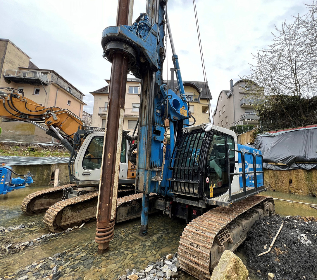 Soilmec SR-45 - Mât de battage: photos 4 Soilmec SR-45 - Mât de battage: photos 4