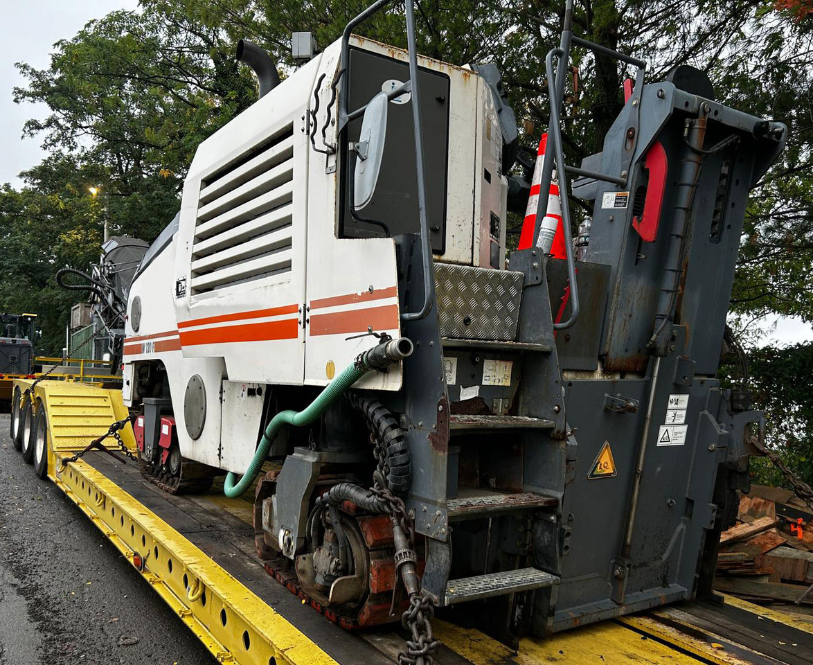 Wirtgen W 120 F - Fraiseuse à froid: photos 3 Wirtgen W 120 F - Fraiseuse à froid: photos 3