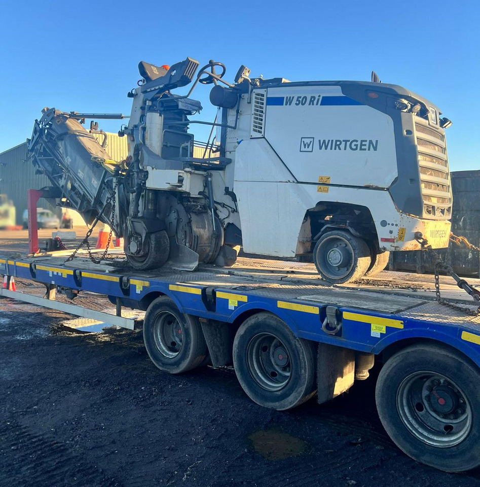Wirtgen W 50 Ri - Fraiseuse à froid: photos 5 Wirtgen W 50 Ri - Fraiseuse à froid: photos 5