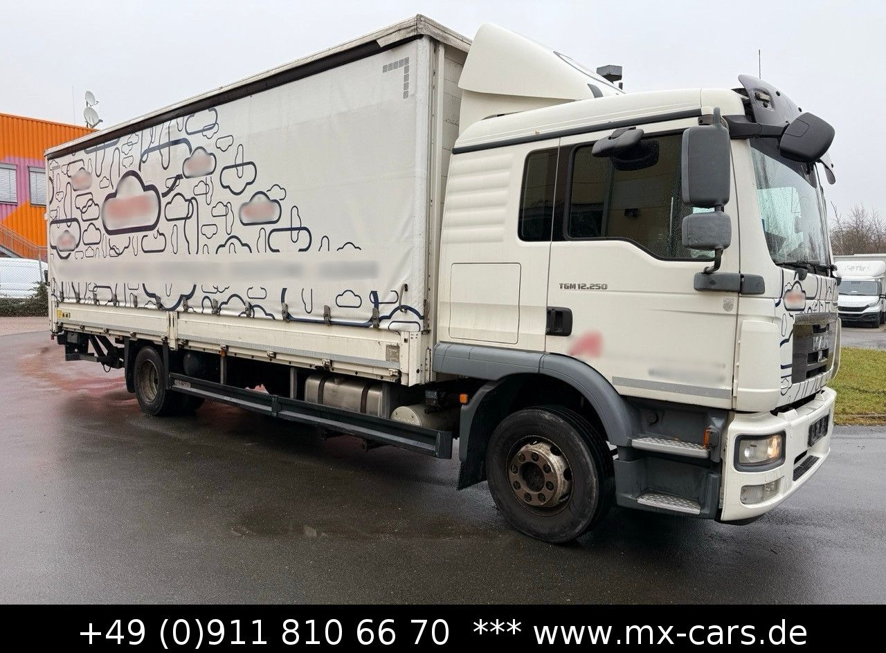 MAN TGM 12.250 Pritsche Plane LBW Schlafkabine Autom - Camion à rideaux coulissants: photos 3 MAN TGM 12.250 Pritsche Plane LBW Schlafkabine Autom - Camion à rideaux coulissants: photos 3