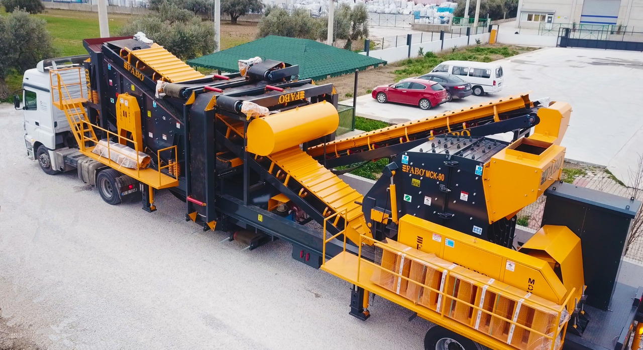 FABO Mobile crusher - Concasseur mobile: photos 2 FABO Mobile crusher - Concasseur mobile: photos 2