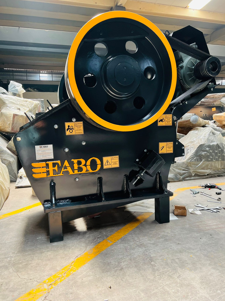 FABO jaw crusher - Concasseur à mâchoires: photos 1 FABO jaw crusher - Concasseur à mâchoires: photos 1