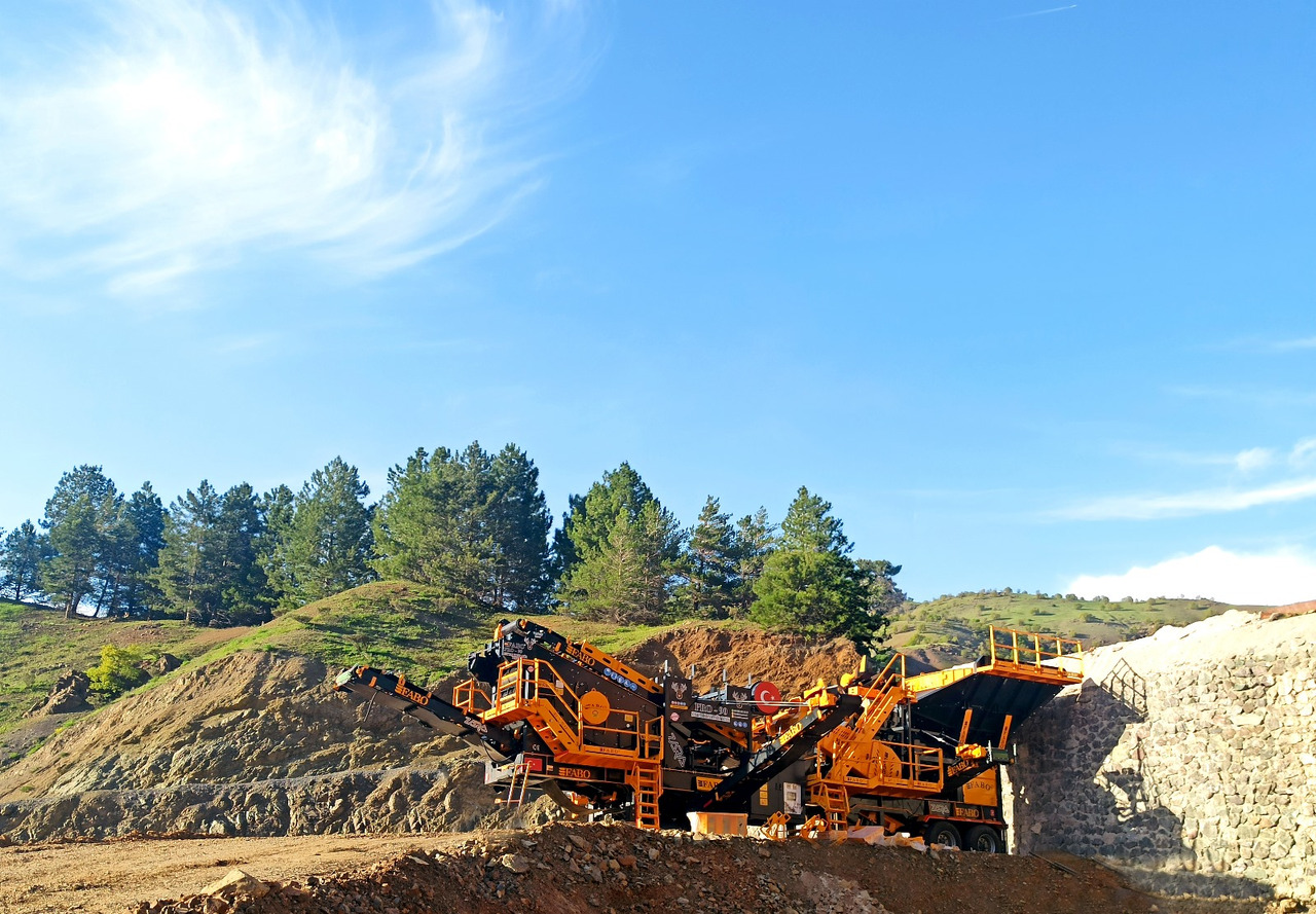 FABO mobile impact crusher - Concasseur à percussion: photos 2 FABO mobile impact crusher - Concasseur à percussion: photos 2