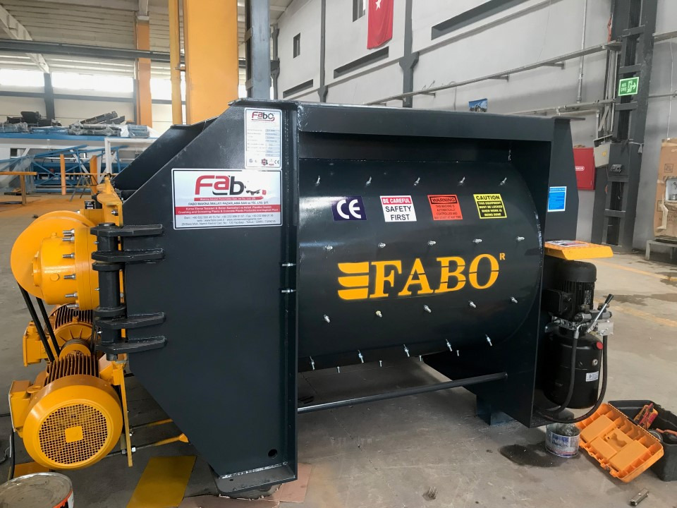 FABO twin shaft mixer - Bétonnière: photos 1 FABO twin shaft mixer - Bétonnière: photos 1