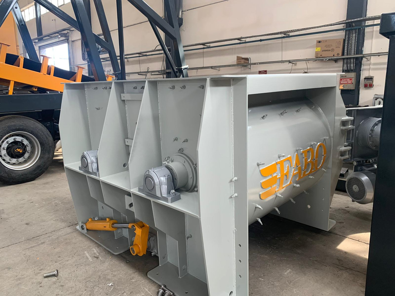 Bétonnière neuf FABO twin shaft mixer: photos 5 Bétonnière neuf FABO twin shaft mixer: photos 5