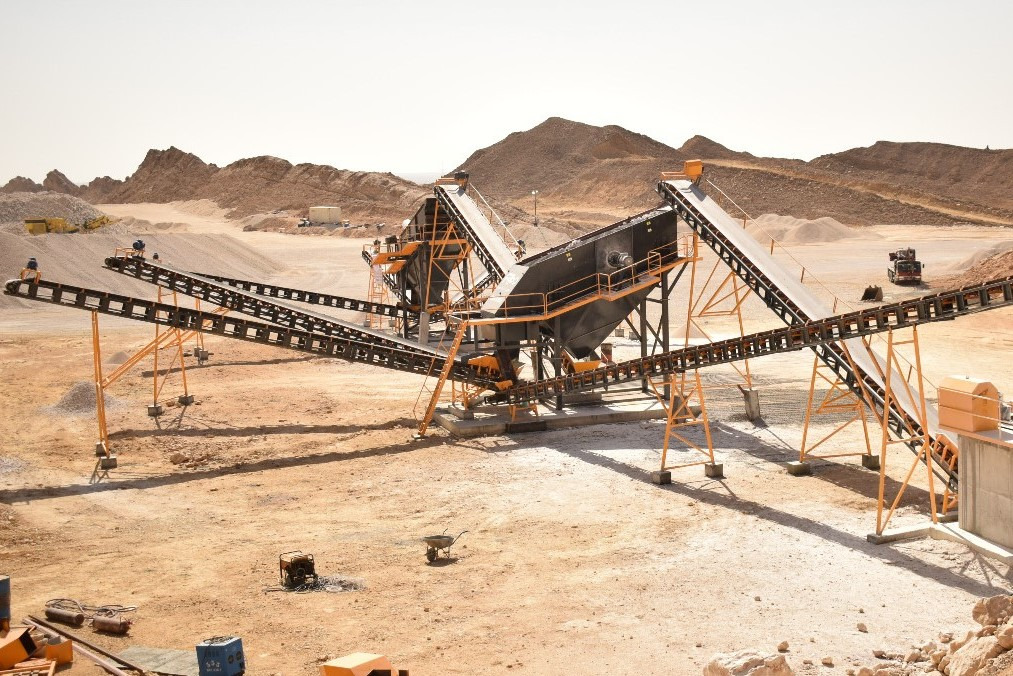 FABO vibrating screen - Crible: photos 1 FABO vibrating screen - Crible: photos 1