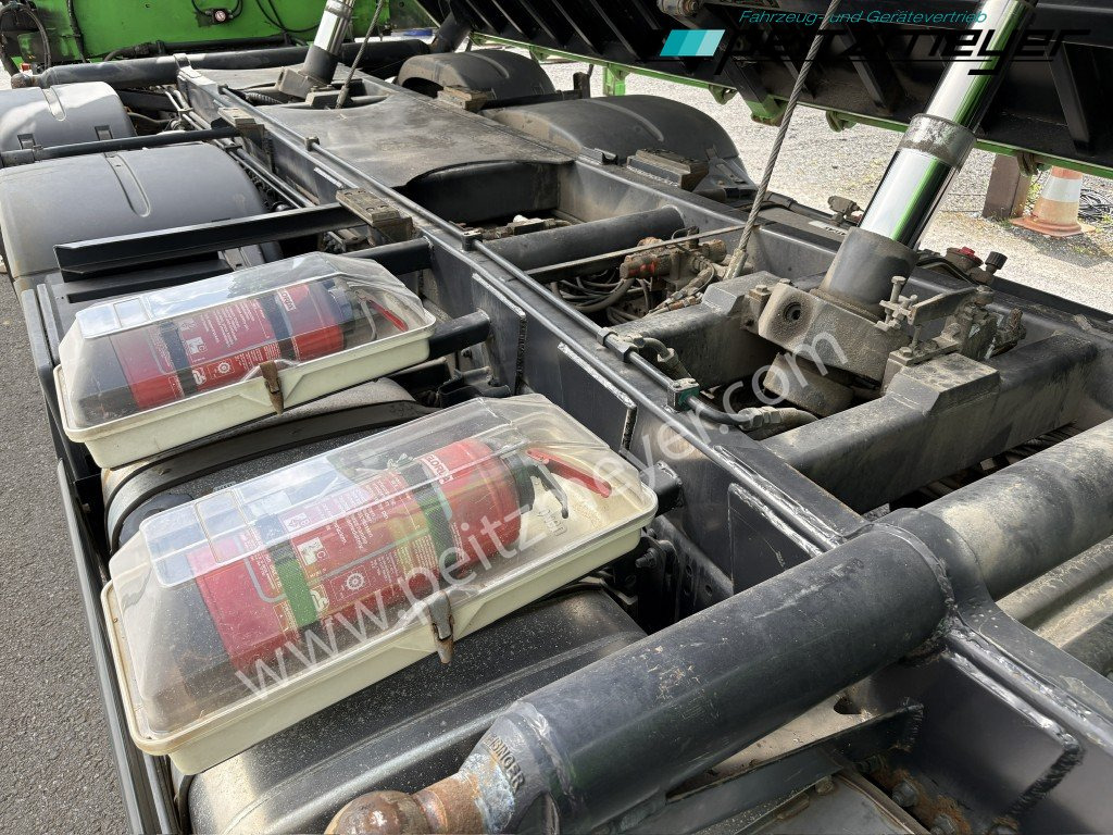 Camion benne MAN TGS 26.460 FL 6x2 Kipper+Kran+Funk Lenkachse, 2-Seitenkipper, Atlas 172.3: photos 20 Camion benne MAN TGS 26.460 FL 6x2 Kipper+Kran+Funk Lenkachse, 2-Seitenkipper, Atlas 172.3: photos 20