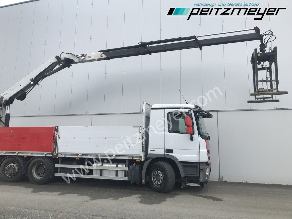 Camion plateau, Camion grue MERCEDES-BENZ Actros 2536 LL Pritsche HMF Heckkran m. Zange Baustoff: photos 30