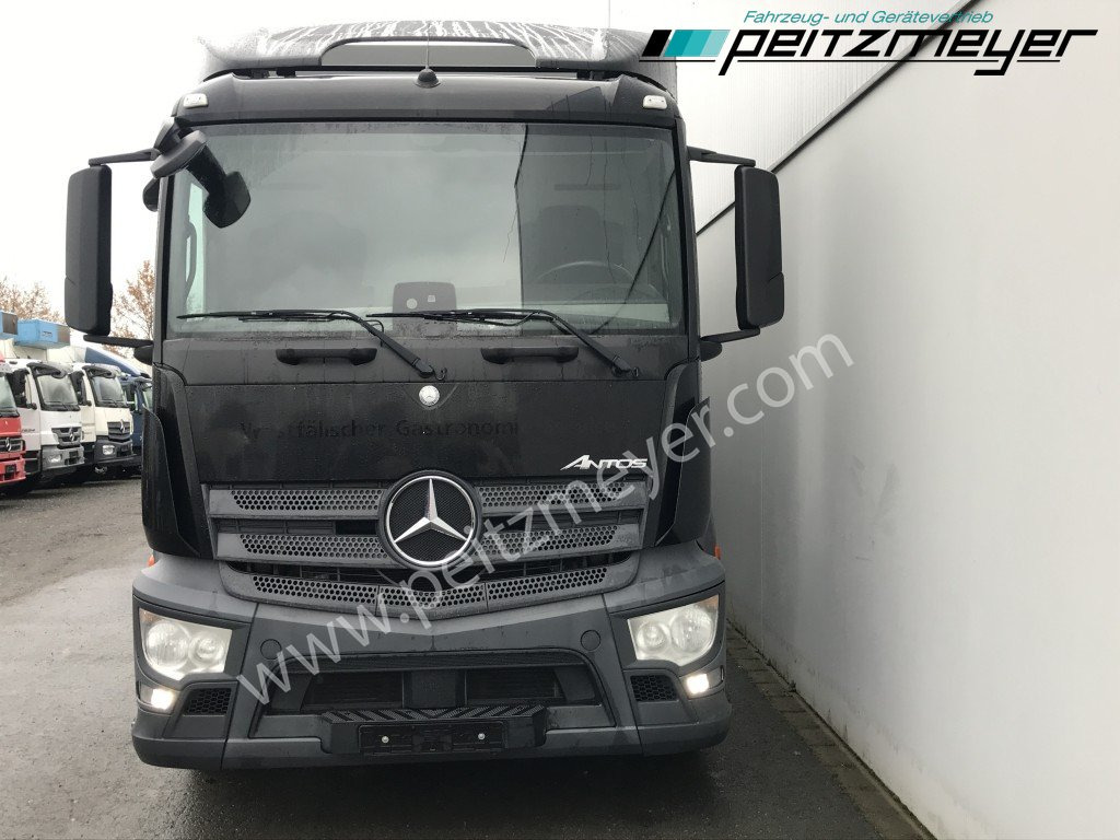 MERCEDES-BENZ Antos 2543 LL Getränke Schiebeplane Retarder, 2 x AHK, LBW 2 t., Lenkachse - Camion pour le transport de boissons: photos 5 MERCEDES-BENZ Antos 2543 LL Getränke Schiebeplane Retarder, 2 x AHK, LBW 2 t., Lenkachse - Camion pour le transport de boissons: photos 5