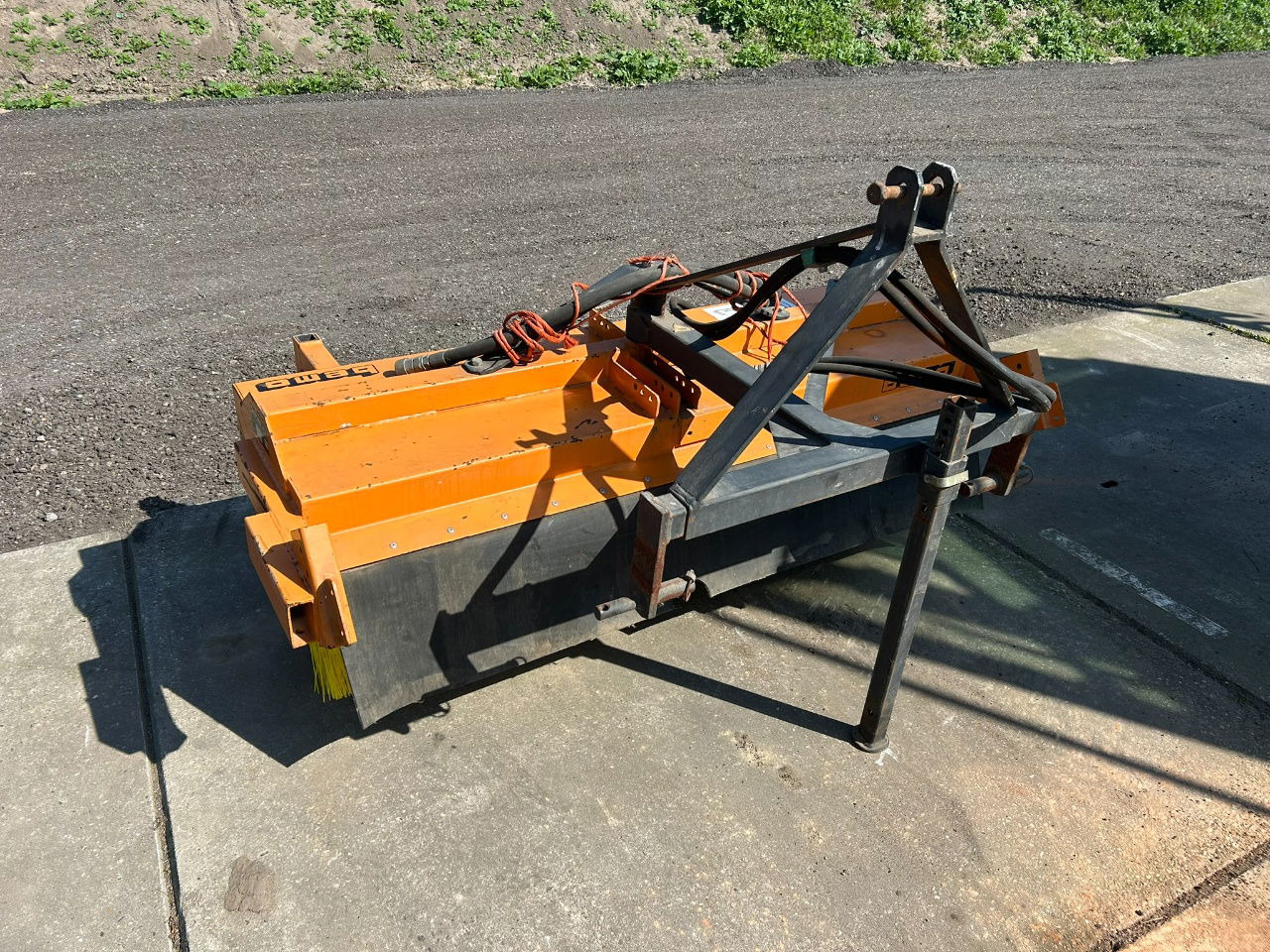 Boxer 1550 Schleppo veegmachine nieuwe borstel - Brosse: photos 1 Boxer 1550 Schleppo veegmachine nieuwe borstel - Brosse: photos 1