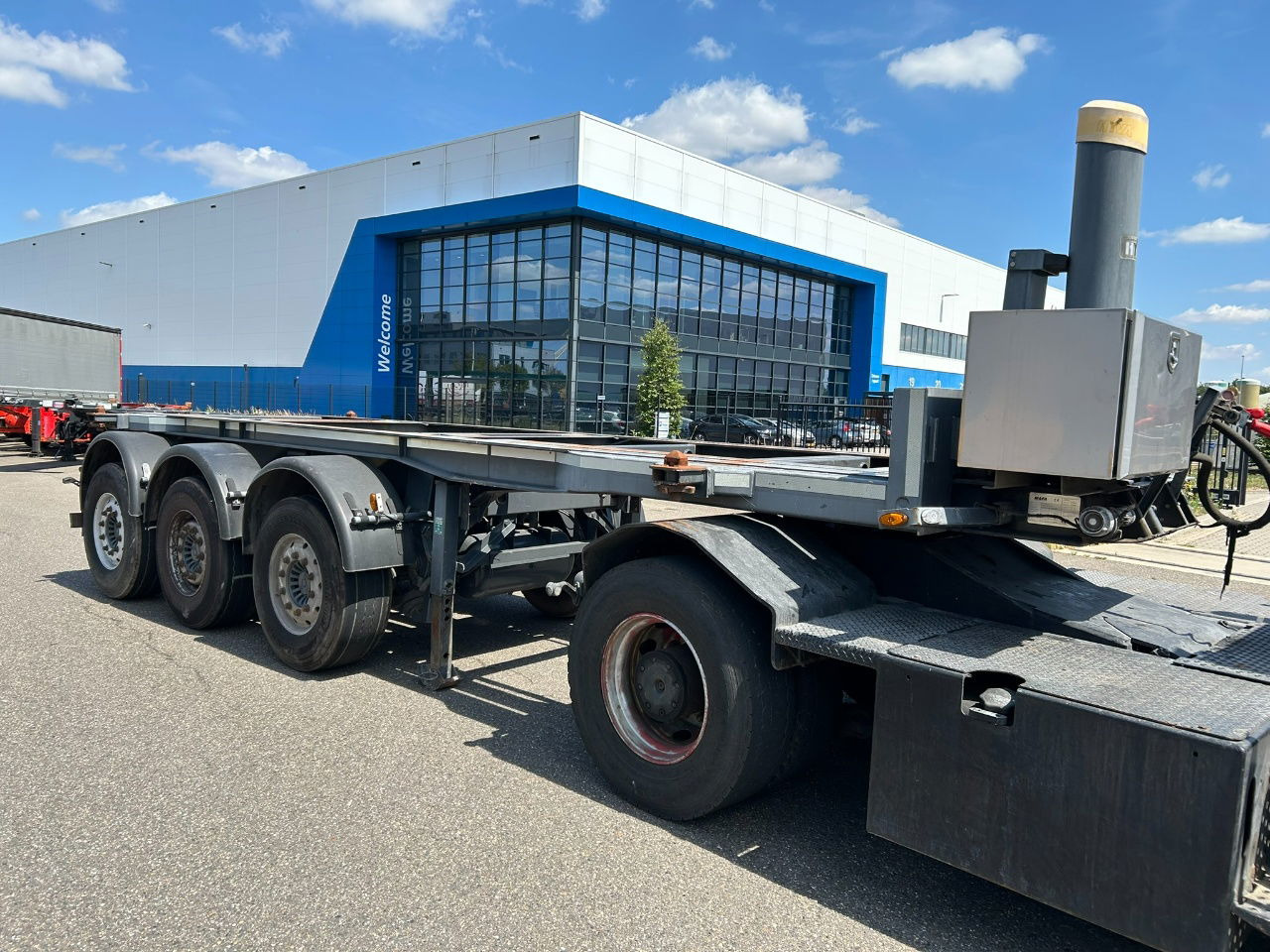 Mafa 20 ft tipping chassis / disc brakes / lifting axle / alcoa wheels / - Semi-remorque porte-conteneur/ Caisse mobile: photos 2 Mafa 20 ft tipping chassis / disc brakes / lifting axle / alcoa wheels / - Semi-remorque porte-conteneur/ Caisse mobile: photos 2