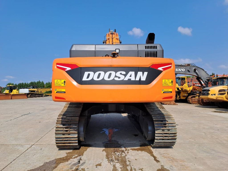 Doosan DX530LC-7M - Pelle sur chenille: photos 3 Doosan DX530LC-7M - Pelle sur chenille: photos 3