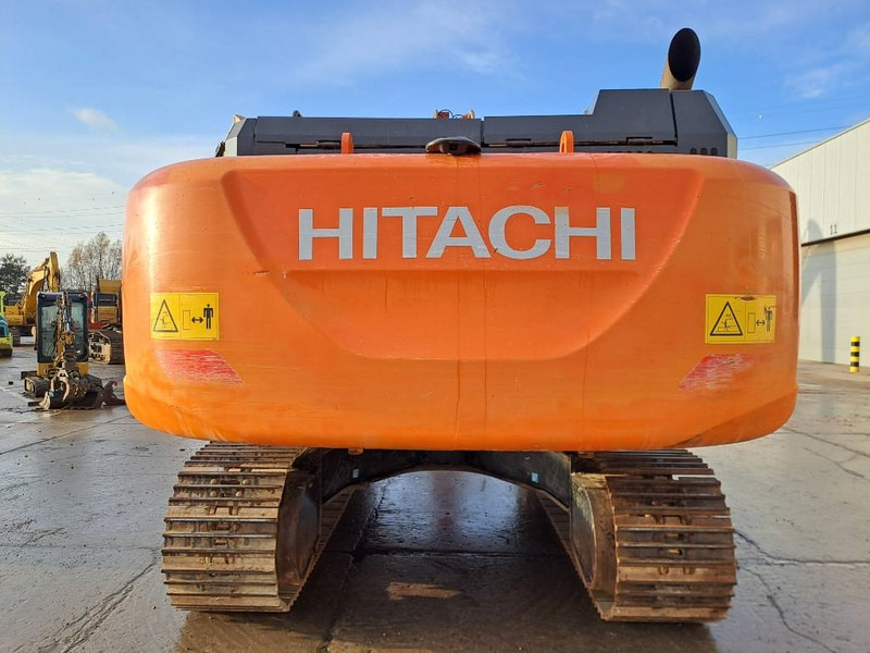 Hitachi ZX 350 LC N-6 - Pelle sur chenille: photos 3 Hitachi ZX 350 LC N-6 - Pelle sur chenille: photos 3