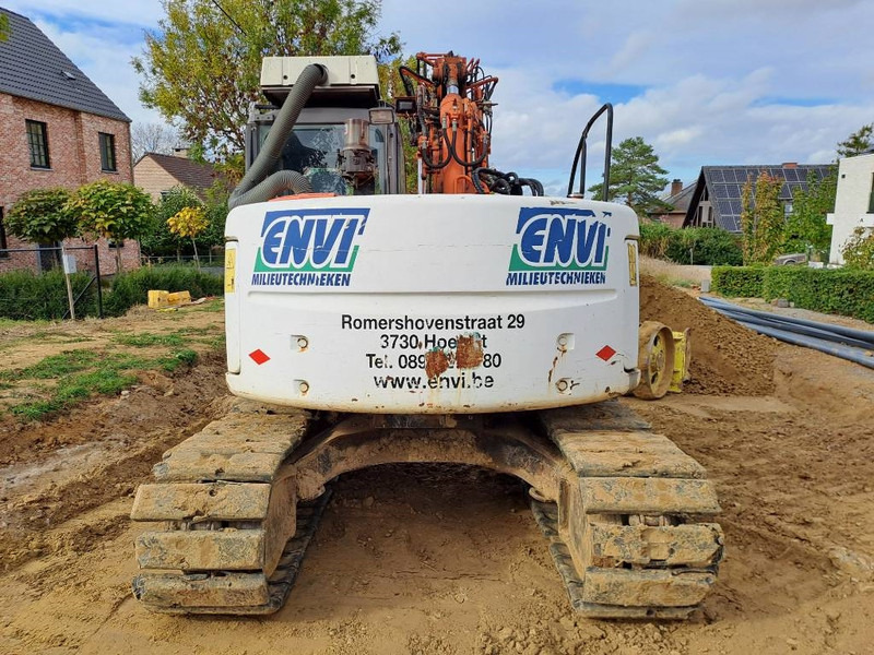 Hitachi ZX135US - Pelle sur chenille: photos 3 Hitachi ZX135US - Pelle sur chenille: photos 3